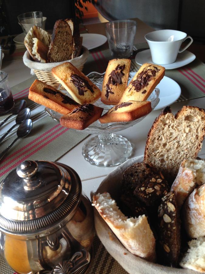 Un Banc Au Soleil Bed & Breakfast Marsilly  Eksteriør bilde